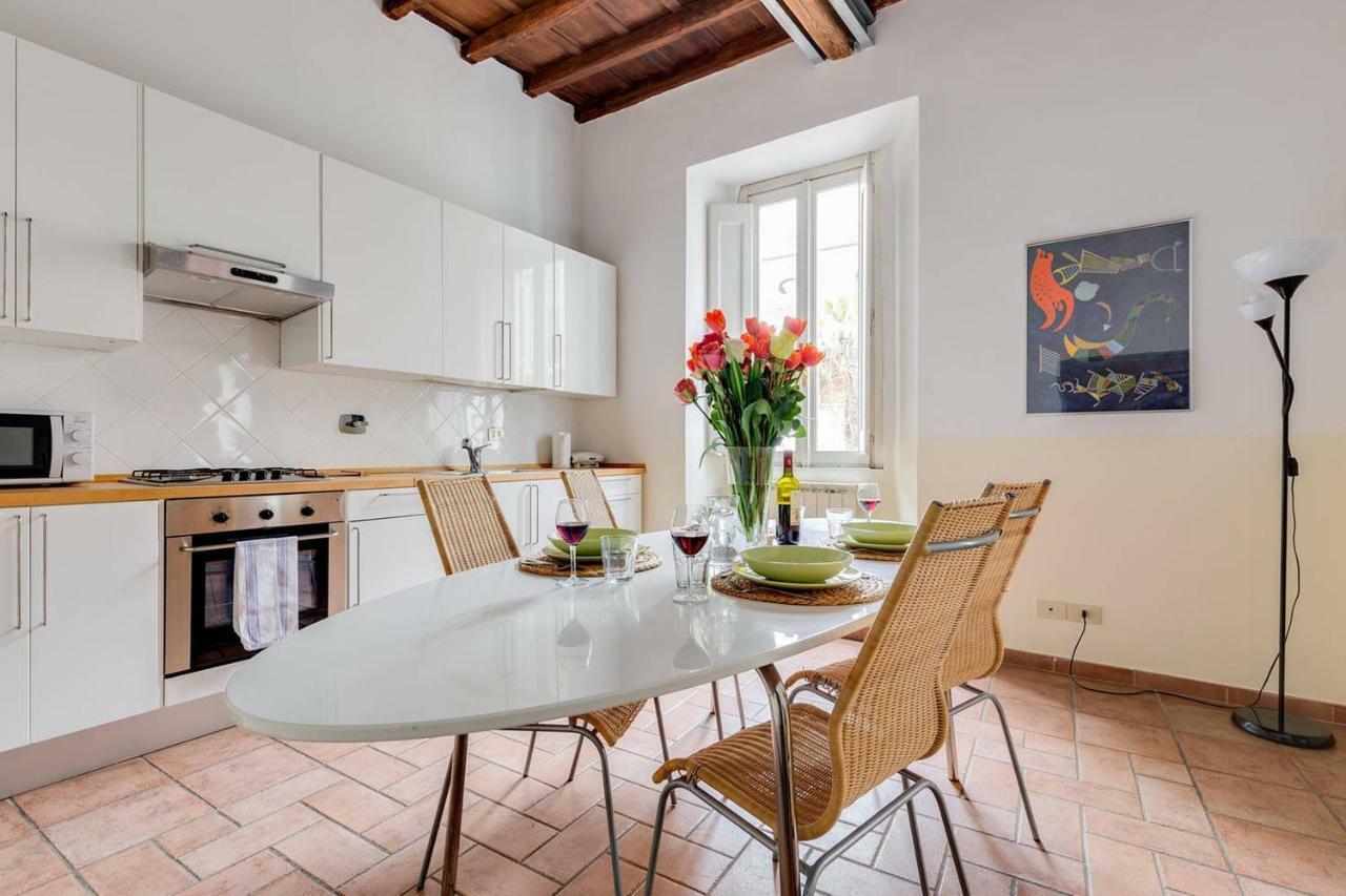 Domus Florea Rome Bagian luar foto
