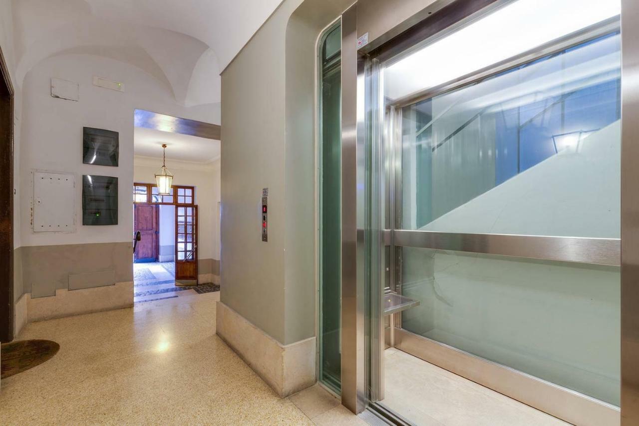Domus Florea Rome Bagian luar foto